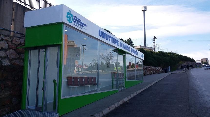 Kocaeli&rsquo;de duraklar akıllı ve modern oluyor