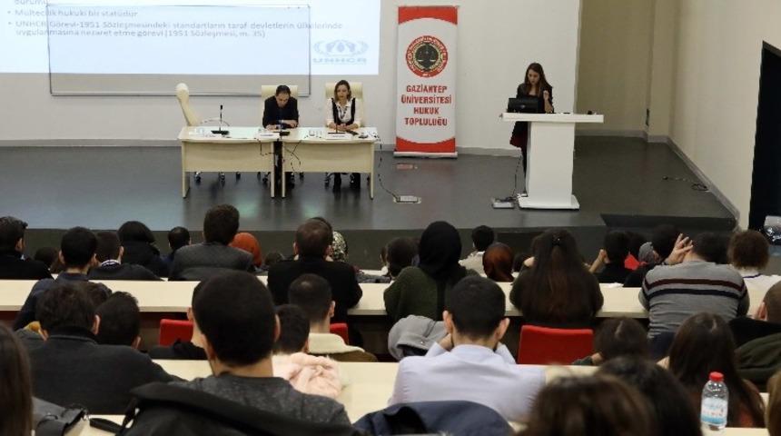 GA&Uuml;N&rsquo; de M&uuml;lteci Ve G&ouml;&ccedil;men Hakları Paneli