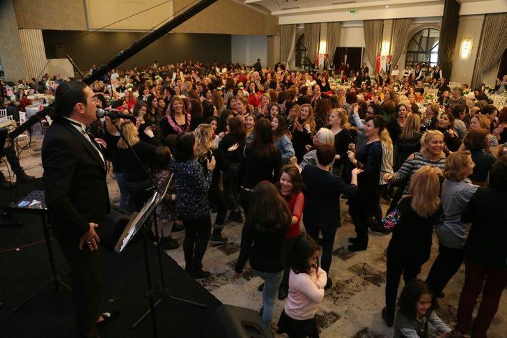 Kursiyerler için erken yılbaşı eğlencesi G1