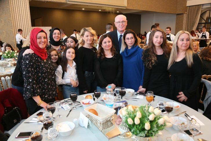 Kursiyerler için erken yılbaşı eğlencesi G5