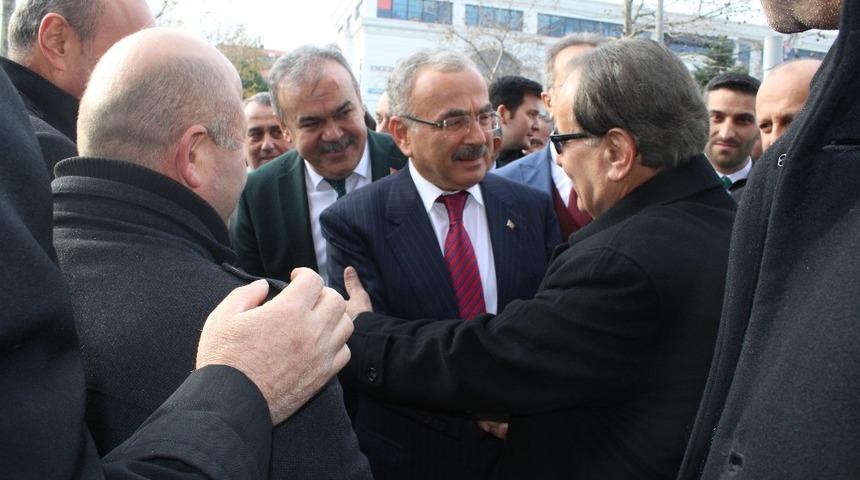 G&uuml;ler: "&Uuml;nye &ouml;rnek şehir olacak"