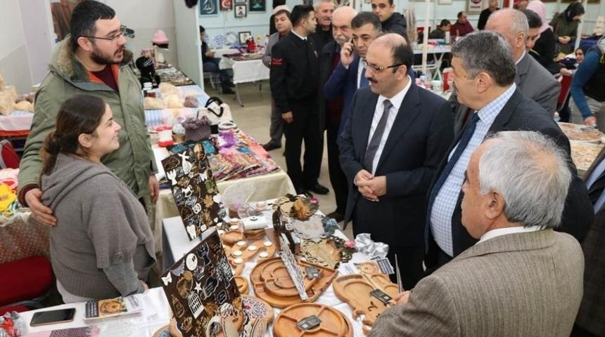 El Sanatları ve Hediyelik Eşya Fuarı a&ccedil;ıldı