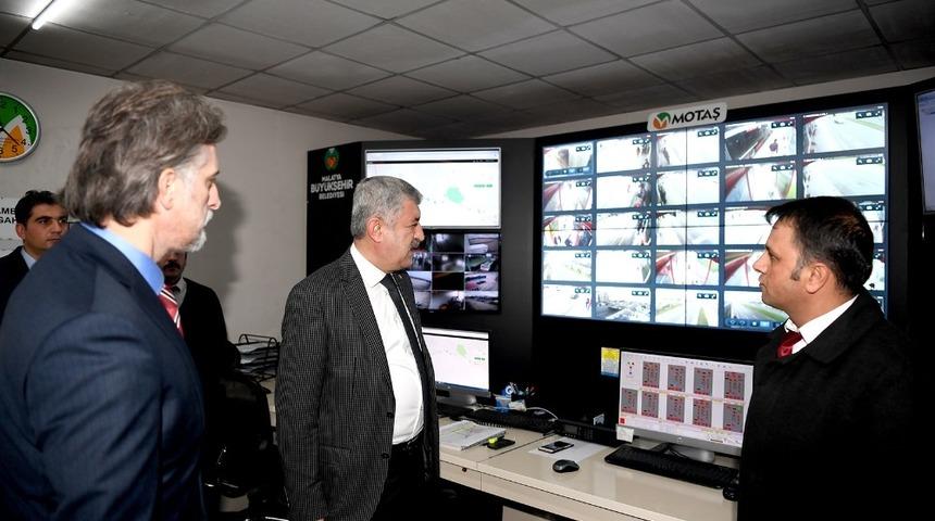 B&uuml;y&uuml;kşehir Belediyesi&rsquo;nden tramb&uuml;s ara&ccedil;larına sıkı takip