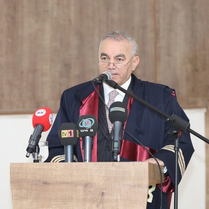 Milli Şair Mehmet Akif Ersoy, ERÜ’de anıldı G4