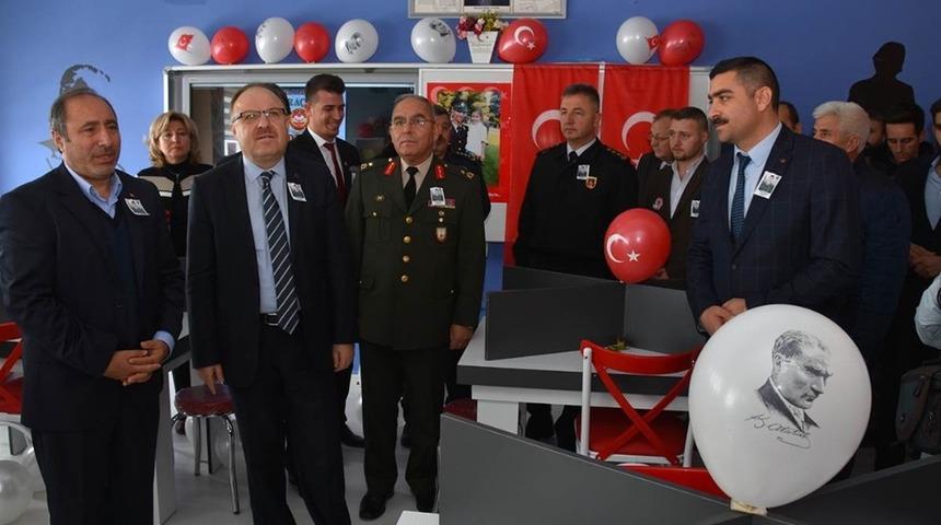 Şehidin ismi kütüphanede yaşayacak