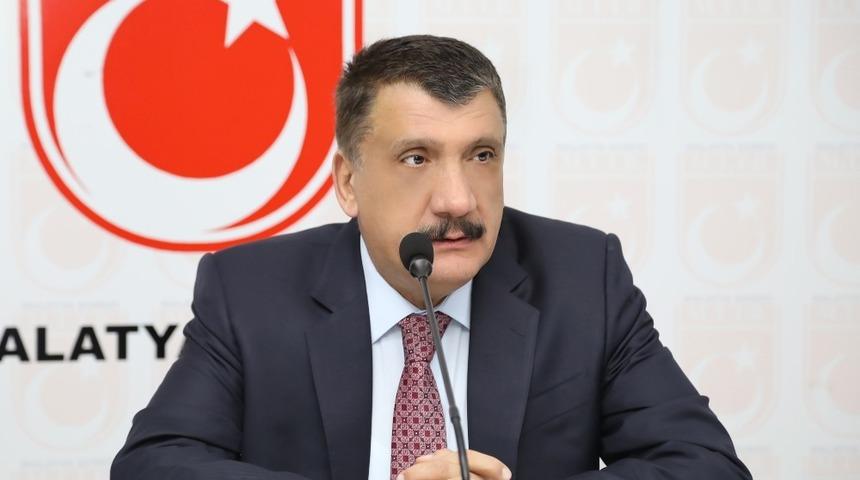 Başkan G&uuml;rkan, Milli T&uuml;rk Talebe Birliği&rsquo;nde gen&ccedil;lerle buluştu