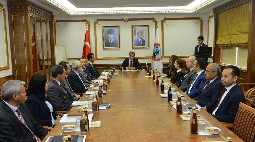 İ&ccedil;işleri Bakanlığınca sunula hizmetler, İzleme Değerlendirme Sistemi (İZDES) toplantısında değerlendirildi