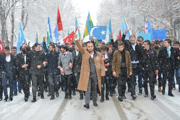 Doğu Türkistan için yürüdüler Erzurum Haberleri