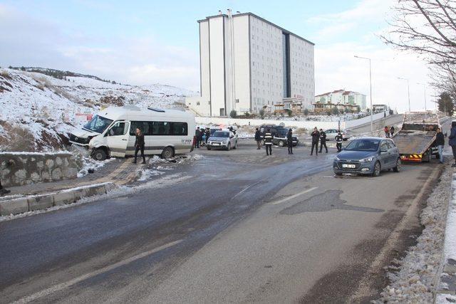 Çankırı’da trafik kazası: 2 yaralı