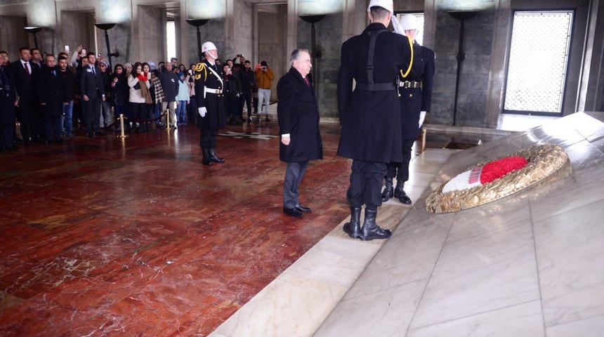 Galatasaray yönetimi Anıtkabir'i ziyaret etti