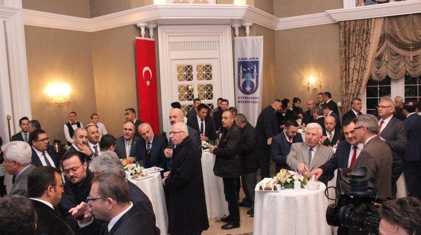 Başkan Tuna: "Ankaralı İstiklal Harbi&rsquo;nde ve 15 Temmuz&rsquo;da b&uuml;y&uuml;k bir m&uuml;cadele sergiledi"