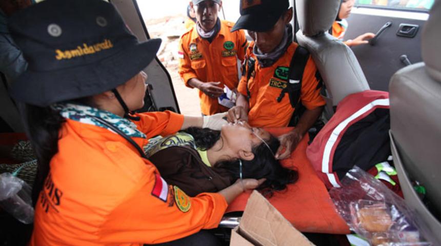 Endonezya'da 6,1 b&uuml;y&uuml;kl&uuml;ğ&uuml;nde deprem! 