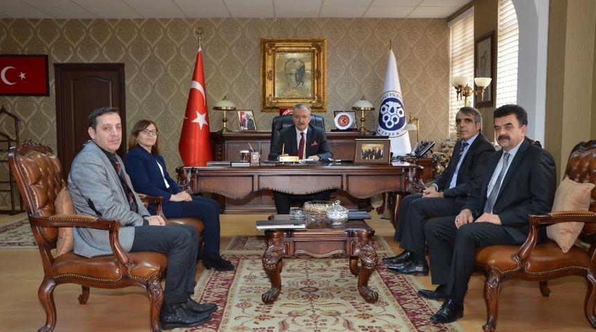 K&Uuml;Sİ&rsquo;den Rekt&ouml;r Akın Levent&rsquo;e ziyaret