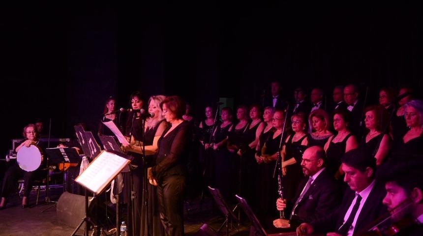 Kuşadası&rsquo;nda &ldquo; Hikayeleriyle Şarkılarımız &ldquo; konseri