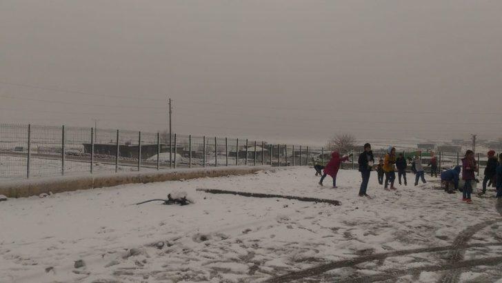 Karacadağ’da yılın ilk karı yağdı G1