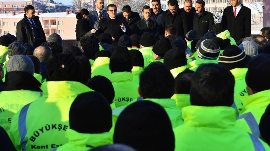 Ankara B&uuml;y&uuml;kşehir Belediyesi Genel Sekreteri Tuzcuoğlu&rsquo;ndan personele ziyaret