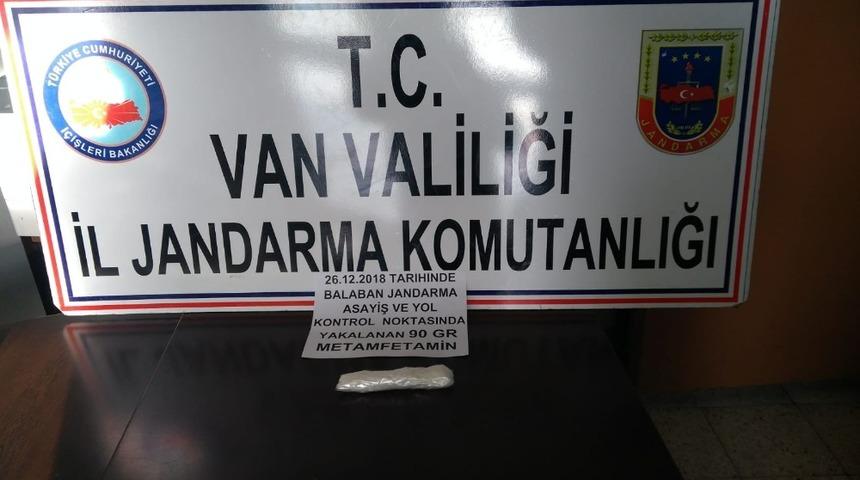 Jandarmadan uyuşturucu operasyonu