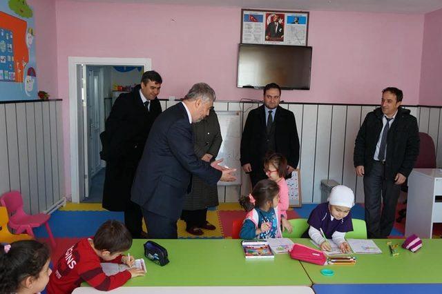 Eskişehir İl Müftüsü Gerek, Kırka’daki Kur’an kurslarında incelemelerde bulundu