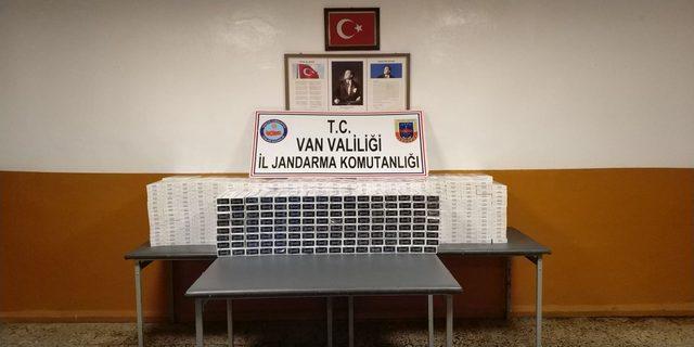 Van'da uyuşturucu ve kaçak sigara ele geçirildi, kaçaklar yakalandı