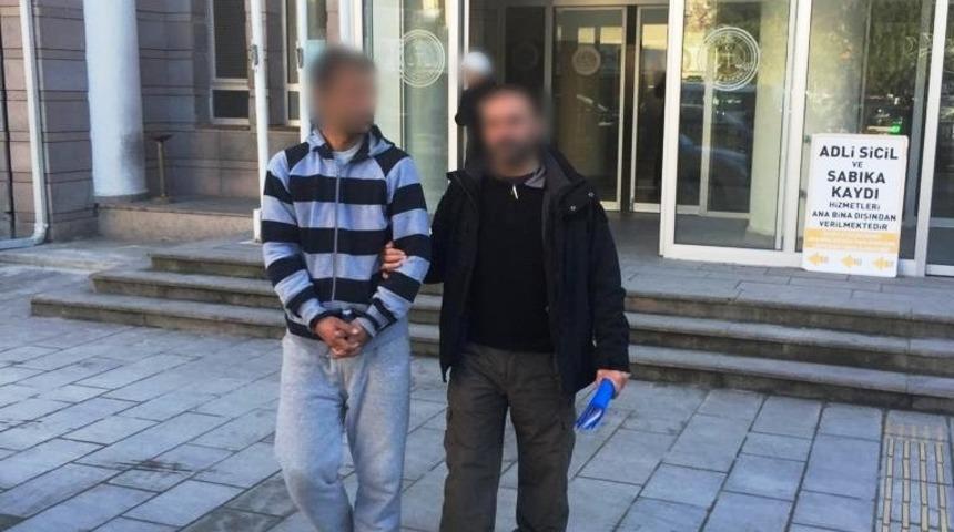 Kuşadası&rsquo;nda 400 gram uyuşturucu ele ge&ccedil;irildi