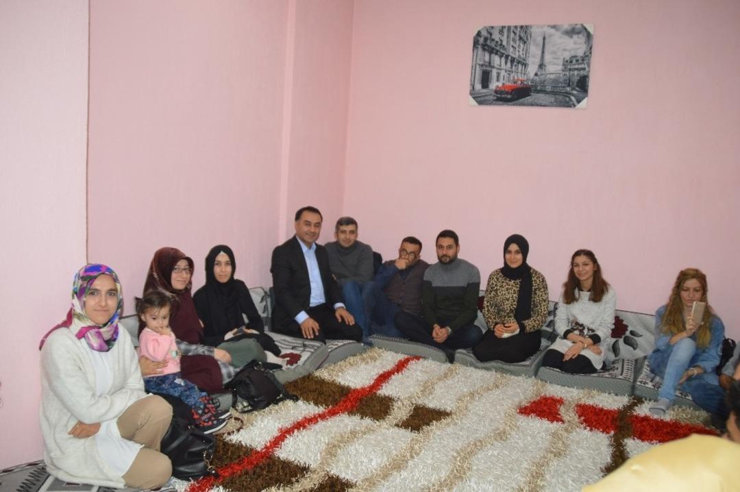 Eğitim Bir Sen&rsquo;den kaza ge&ccedil;iren &ouml;ğretmenlere moral gecesi