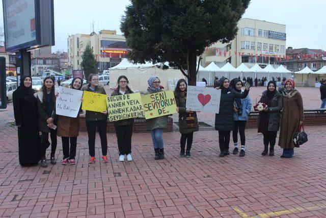 Öğrencilerden farklı sosyal deney