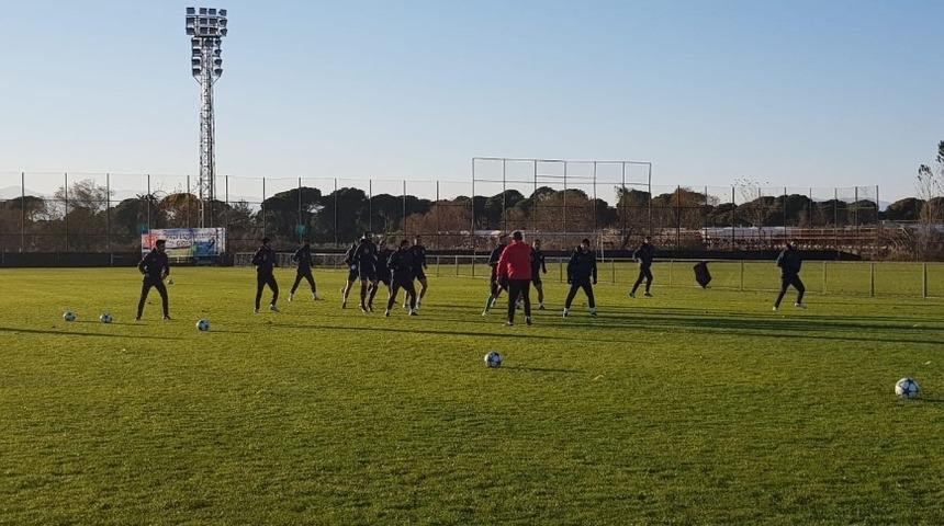 Yeşilyurt Belediyespor&rsquo;da Belek kampı s&uuml;r&uuml;yor