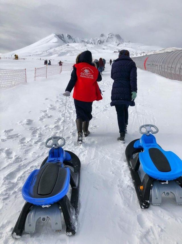 Gençlere medya eğitimi verildi