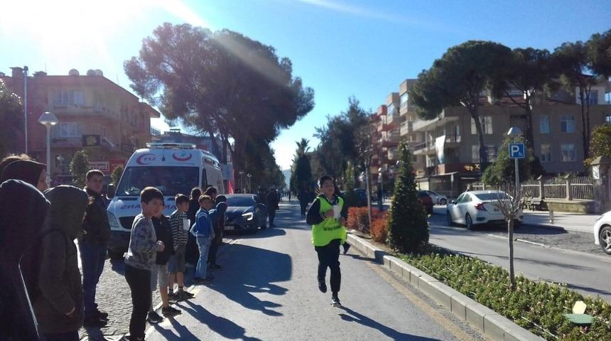 Atat&uuml;rk Kır Koşusu yapıldı