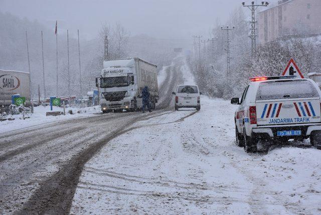 Doğu kara gömüldü