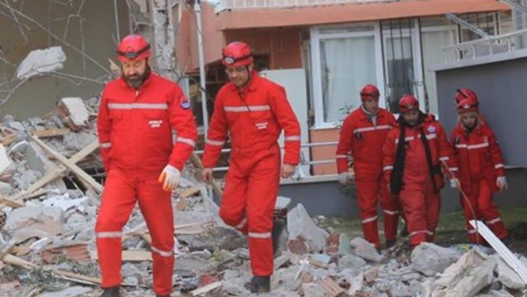 AK Parti Ayvalık aday adayı Erdin&ccedil; T&uuml;gen&rsquo;in 10 parmağında 10 marifet var