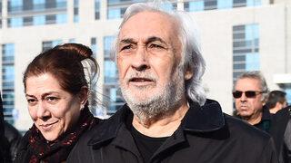 Müjdat Gezen için hapis cezası istemi! 2. Abdülhamid'in torununa hakaret suçlamasıyla hakim karşısına çıktı