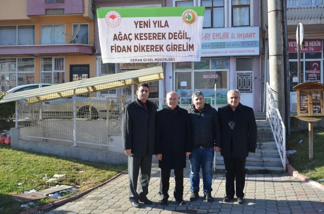 Dursunbey&rsquo;de yeni yıla fidan dikerek girilecek