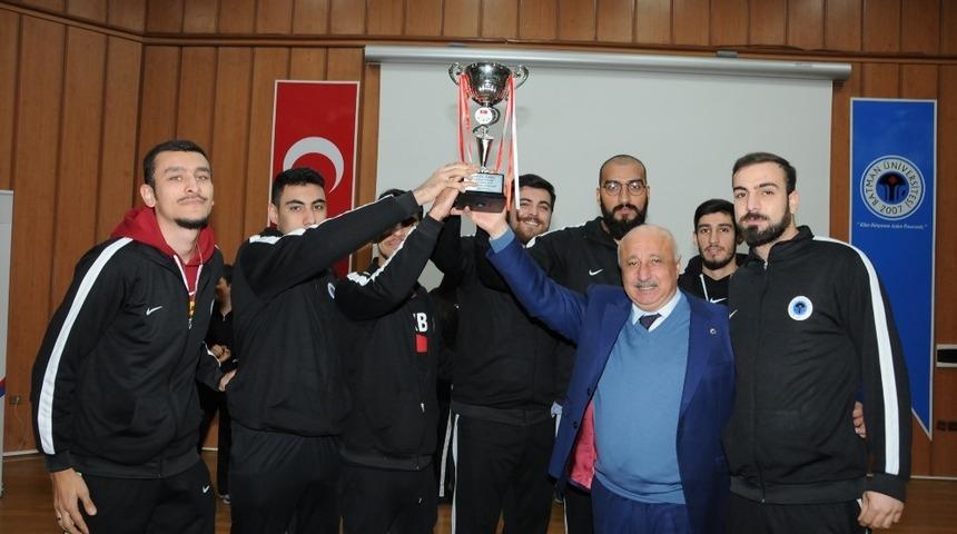 Batman &Uuml;niversitesinin sporda gurur g&uuml;n&uuml;