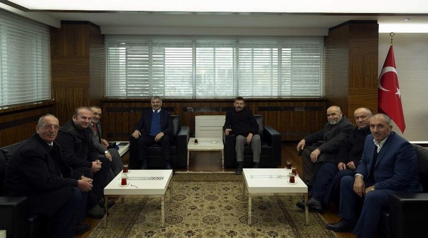 Başkan &Ccedil;elik&rsquo;e muhtarlardan teşekk&uuml;r
