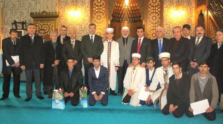 &ldquo;Gen&ccedil; Hatipler Hutbe Okuma Yarışması&rdquo; Van finali