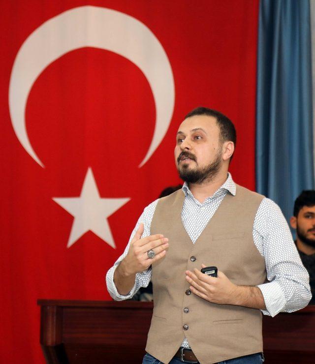 Etkili İletişim Ve Beden Dili seminerine öğrencilerden yoğun ilgi