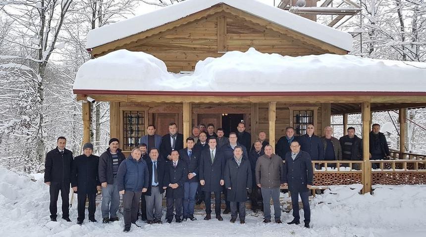 Ulug&ouml;l Mescidi ibadete a&ccedil;ıldı