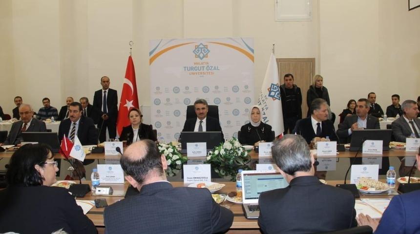 Kayısı Malatya&rsquo;da masaya yatırıldı