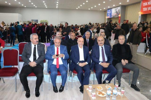 Niğde’de taşerondan kadroya geçen işçilere yüzde 45 zam yapıldı