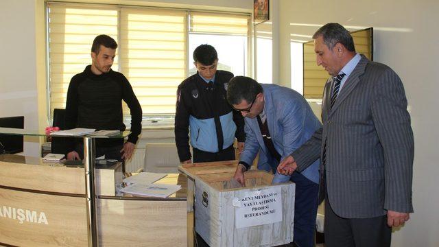 Bucak’ta Kent Meydanı projesi halka soruldu