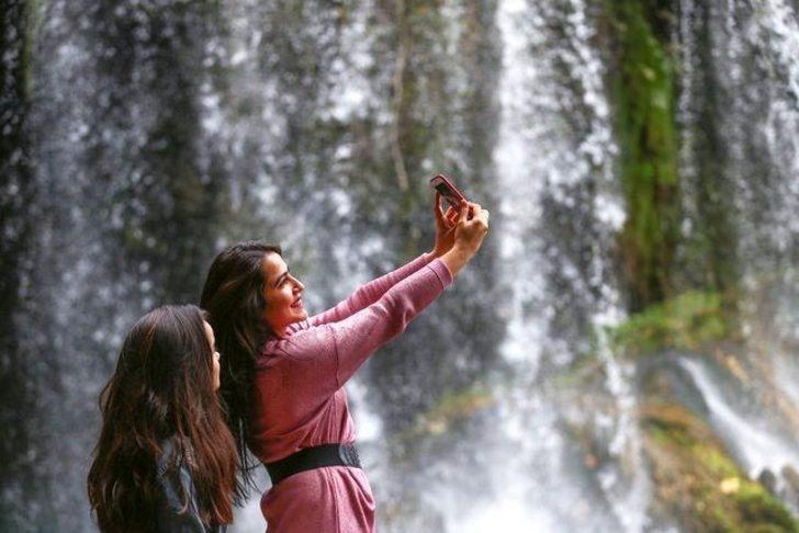 Düden Şelalesi kışın da turistlerin gözdesi  G2