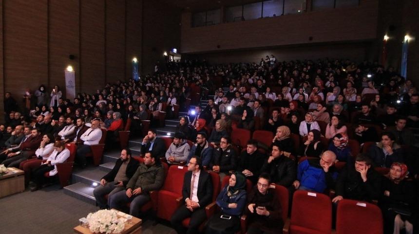 Kocaeli&rsquo;de istiklal şairi anıldı