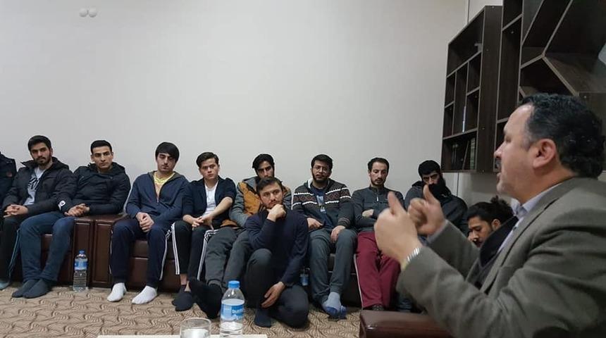 ‘Gençlerle baş başa’ buluşmaları