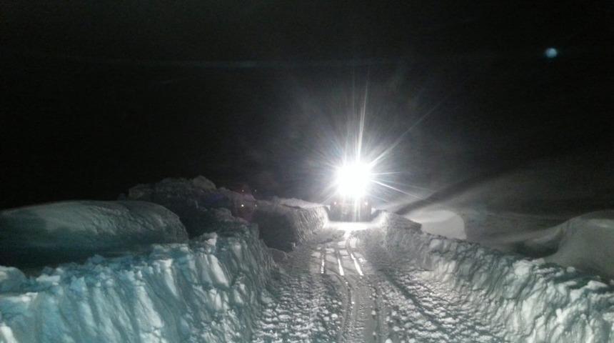 Hakkari&rsquo;de 22 k&ouml;y ile 67 mezra yolu ulaşıma kapandı