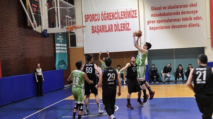 Gen&ccedil;ler 82 sayı fark attı