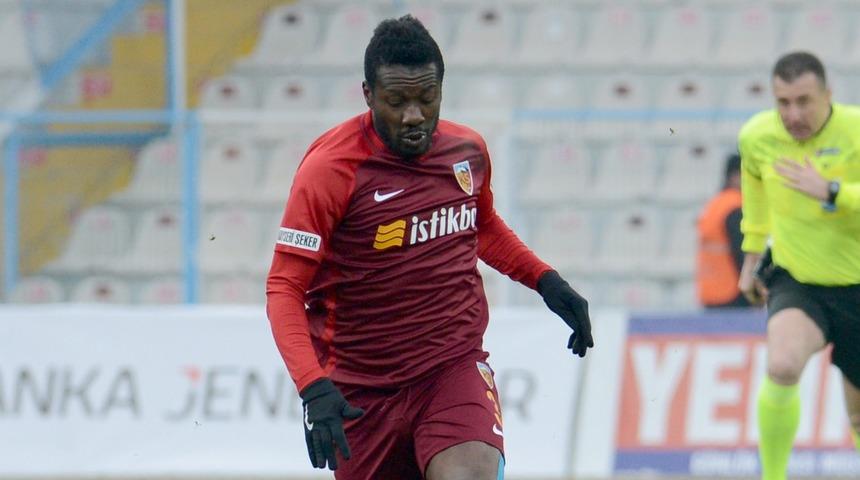 İddia: Asamoah Gyan parasız kaldı!
