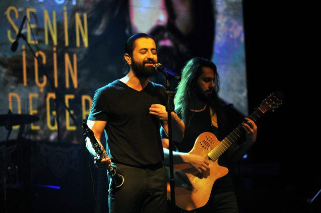 Koray Avcı, Bursalıları coşturdu 1