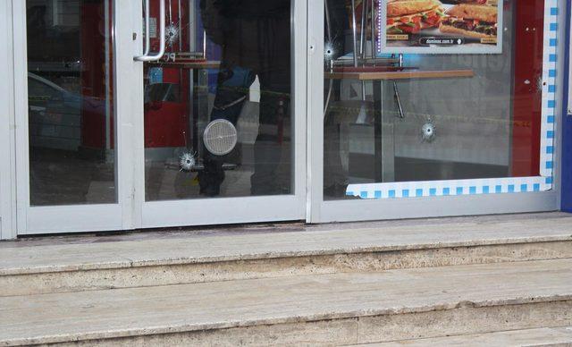 Kocaeli'de pizza dükkanına silahlı saldırı