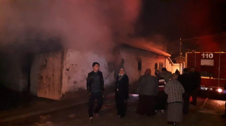 Tandırlık yangın korkuttu